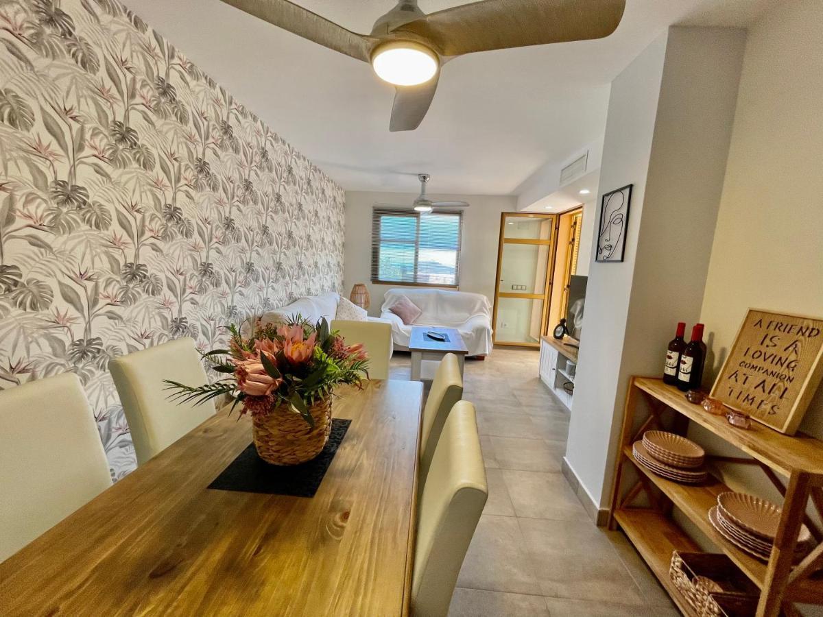 Modern 2-Floor Penthouse With Sea Views - Sleeps 7 Apartment Finestrat Exterior photo