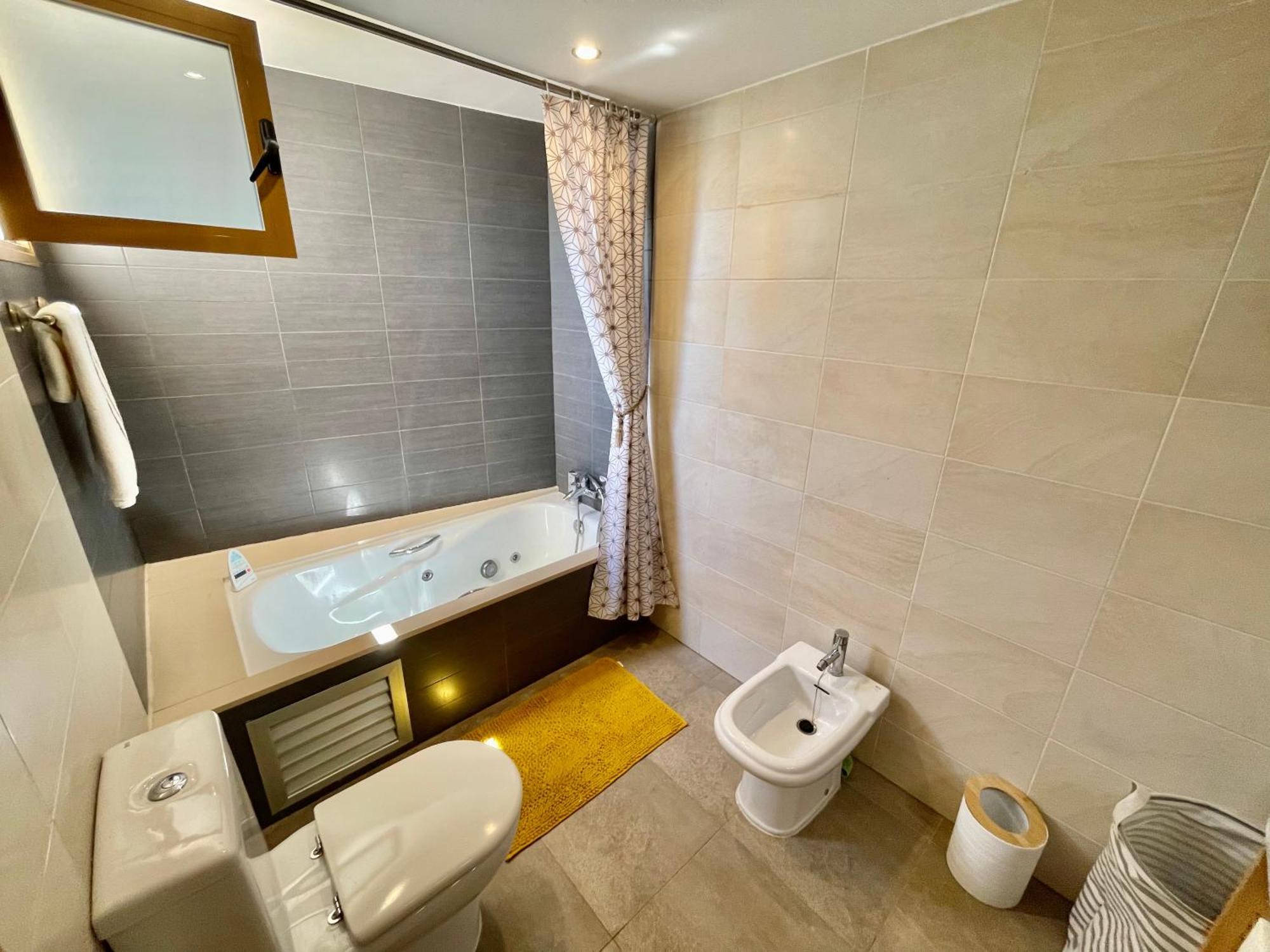 Modern 2-Floor Penthouse With Sea Views - Sleeps 7 Apartment Finestrat Exterior photo