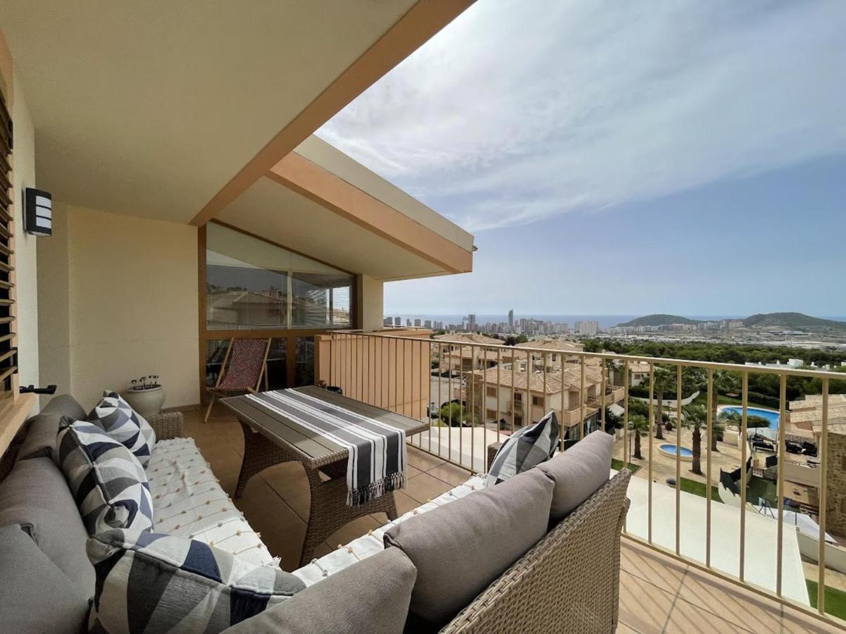 Modern 2-Floor Penthouse With Sea Views - Sleeps 7 Apartment Finestrat Exterior photo
